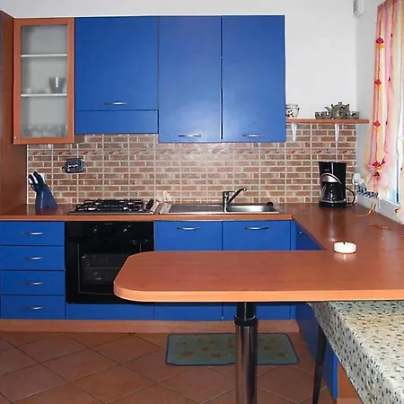 Apartmán In Imperia With Garden Torrazza (Liguria)
